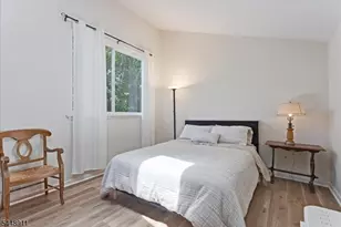 907 Plymouth Lake Dr, Stillwater, NJ 07860 - Photo 22