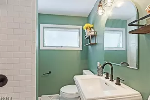 907 Plymouth Lake Dr, Stillwater, NJ 07860 - Photo 20