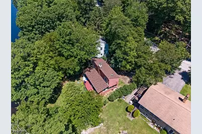 907 Plymouth Lake Dr, Stillwater Twp., NJ 07860 - Photo 24