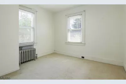 298 Hemlock Ave, Garwood, NJ 07027 - Photo 12