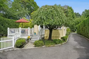 104 Wildwood Ave, Montclair, NJ 07043 - Photo 28
