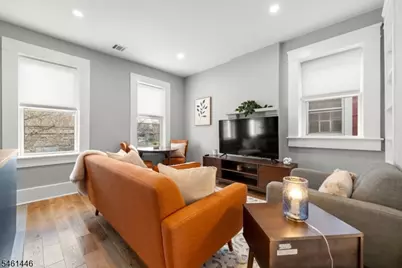 32 Willowdale Ave #2, Montclair, NJ 07042 - Photo 4