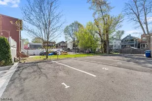 32 Willowdale Ave, Montclair, NJ 07042 - Photo 12