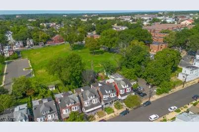 25 Evans Ave, Trenton, NJ 08638 - Photo 32