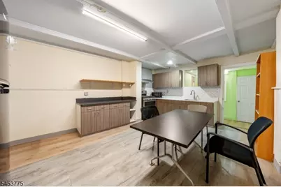 25 Evans Ave, Trenton, NJ 08638 - Photo 10