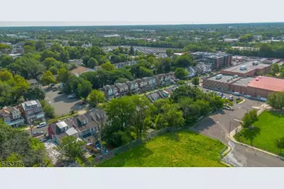 25 Evans Ave, Trenton, NJ 08638 - Photo 34