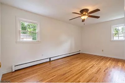 288 Corbett Pl, North Plainfield, NJ 07060 - Photo 32