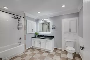 1 Carriage City Plz, Rahway, NJ 07065 - Photo 16