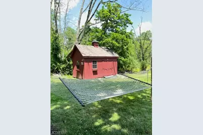 240 Califon-Cokesbury Rd, Tewksbury Township, NJ 07830 - Photo 20