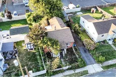 6 Roosevelt Ave, Totowa, NJ 07512 - Photo 4