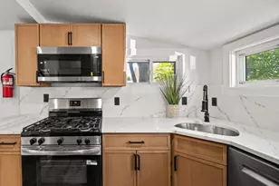 2 Knowles Ln, Mount Olive, NJ 07828 - Photo 6