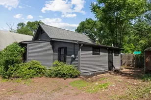 2 Knowles Ln, Mount Olive, NJ 07828 - Photo 2