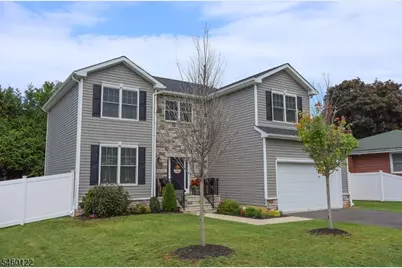 25 Ferromonte Ave, Roxbury Township, NJ 07847 - Photo 1