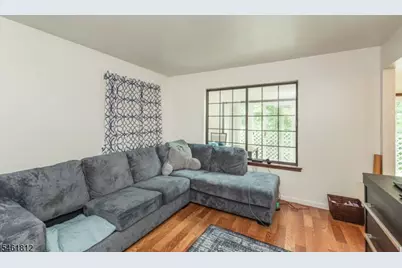 40 Livingston Ave, Dover, NJ 07801 - Photo 4