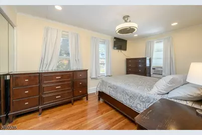 90 Edison Ave, Nutley Twp., NJ 07110 - Photo 26