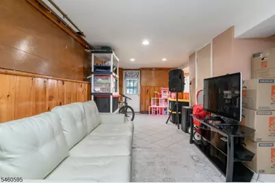 90 Edison Ave, Nutley Twp., NJ 07110 - Photo 30