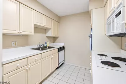 10 Smith Manor Blvd #607, West Orange Township, NJ 07052 - Photo 18