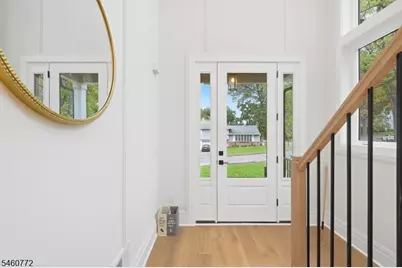 8 Roosevelt Ter, Livingston, NJ 07039 - Photo 2