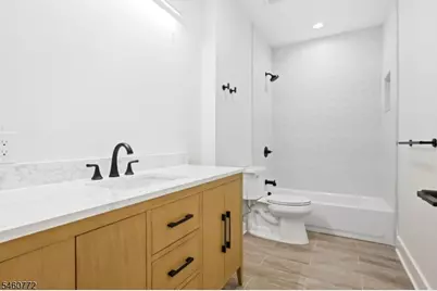 8 Roosevelt Ter, Livingston, NJ 07039 - Photo 26