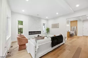 8 Roosevelt Terrace, Livingston, NJ 07039 - Photo 12