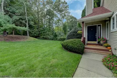 39 Ridgeview Ter #39, Jefferson Township, NJ 07438 - Photo 4