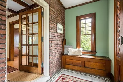 42 Hamilton Rd, Glen Ridge, NJ 07028 - Photo 4