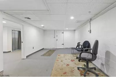 341 Skyline Dr, Ringwood, NJ 07456 - Photo 18