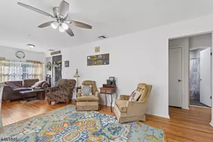 341 Skyline Dr, Ringwood, NJ 07456 - Photo 4