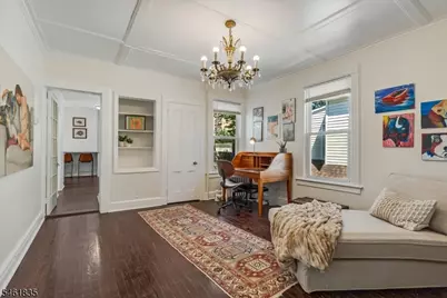 22 Forest St, Montclair, NJ 07042 - Photo 16