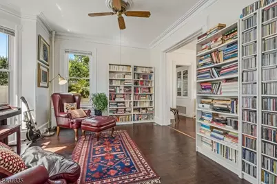 22 Forest St, Montclair, NJ 07042 - Photo 6