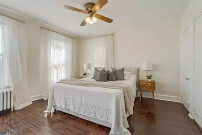 22 Forest St, Montclair, NJ 07042 - Photo 18