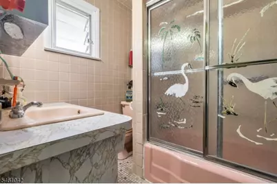 246 E 8th St, Clifton, NJ 07011 - Photo 44