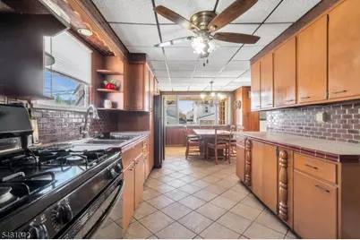 246 E 8th St, Clifton, NJ 07011 - Photo 22