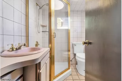 246 E 8th St, Clifton, NJ 07011 - Photo 46