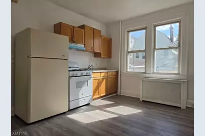10-12 Lois Pl #1L, Bloomfield, NJ 07003 - Photo 2
