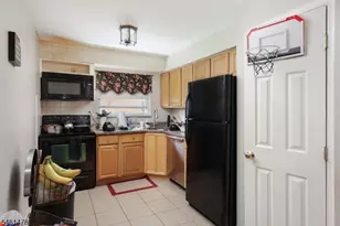 534 Andria Ave, Hillsborough Township, NJ 08844 - Photo 10