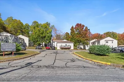 15 Pine St  Unit #21, Oxford Township, NJ 07863 - Photo 4