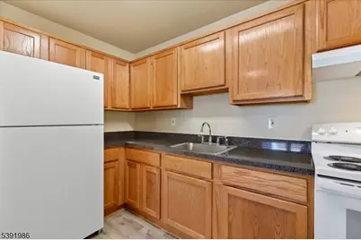 15 Pine St  Unit #21, Oxford Township, NJ 07863 - Photo 10