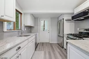 9 Juniper Trail, Kinnelon, NJ 07405 - Photo 6