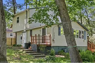 9 Juniper Trl, Kinnelon, NJ 07405 - Photo 24