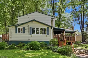 9 Juniper Trail, Kinnelon, NJ 07405 - Photo 2
