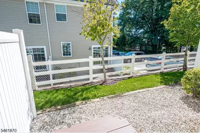 15 Bahr Cir, Verona, NJ 07044 - Photo 30