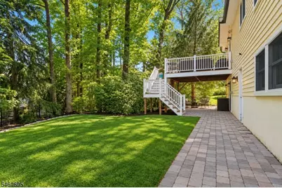 302 Woods End Rd, Westfield, NJ 07090 - Photo 32