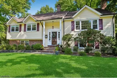 302 Woods End Rd, Westfield, NJ 07090 - Photo 2