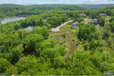 14 Nicholas Dr, Kinnelon, NJ 07405 - Photo 16
