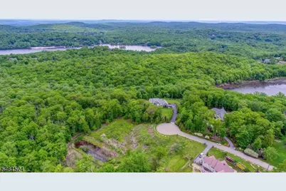 14 Nicholas Dr, Kinnelon, NJ 07405 - Photo 36