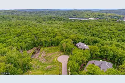 14 Nicholas Dr, Kinnelon, NJ 07405 - Photo 38