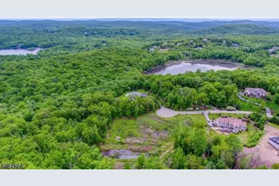 14 Nicholas Dr, Kinnelon, NJ 07405 - Photo 34