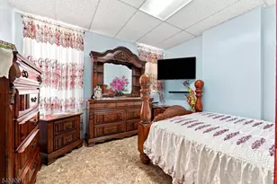 28 Lincoln St, Passaic, NJ 07055 - Photo 18