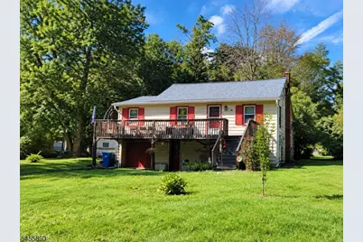 39 Elizabeth Ave, Warren Township, NJ 07059 - Photo 1